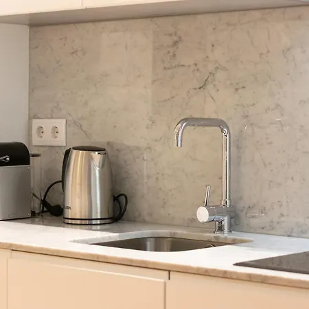 Hm - Blue Pool * Porto